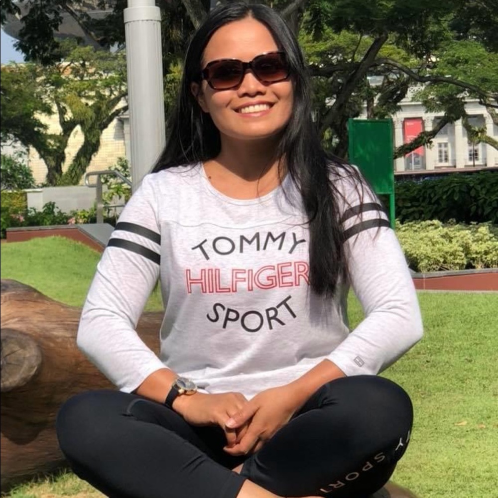 Meet your Posher, Esti